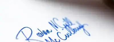 Robert Mc Cullough signature